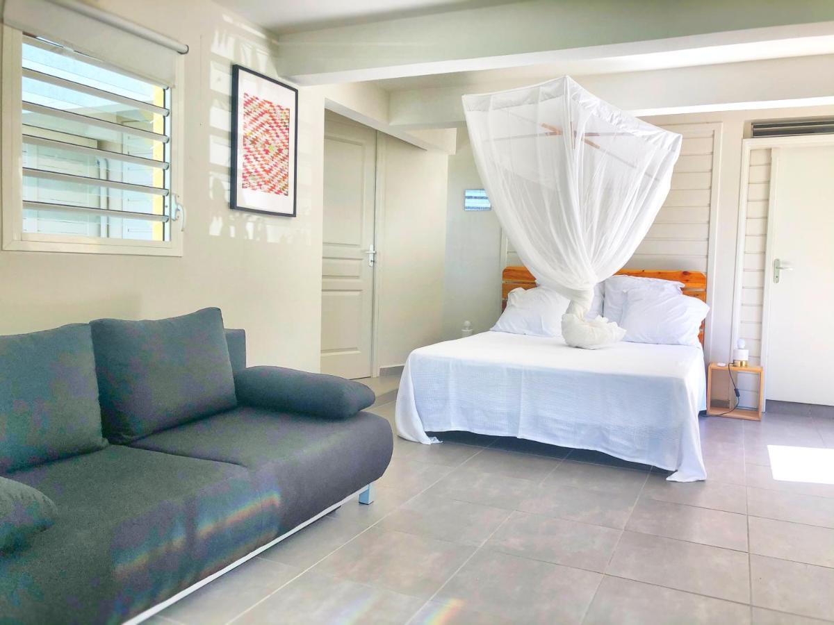 O Coeur De Deshaies Appartements Grande Anse Et Amandiers Екстериор снимка